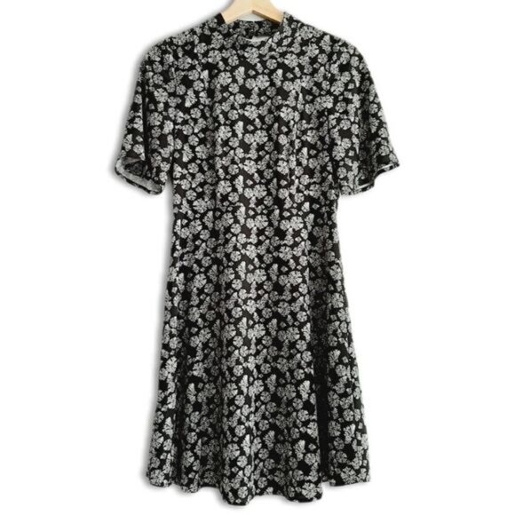 H&M Floral High Neck Mini Dress Flowy Lightweight B&W Sz 6 - Picture 2 of 15